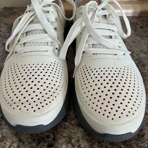 Crocs lace up mens sneakers